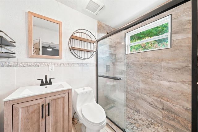 1427 NW 101st Street, Miami, FL 33147