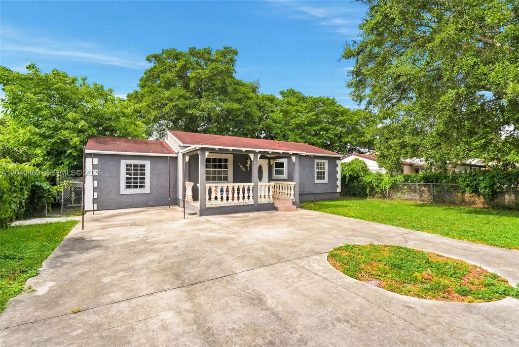 1427 NW 101st Street, Miami, FL 33147