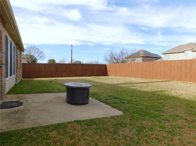 2701 Clark Drive, Corinth, TX 76210