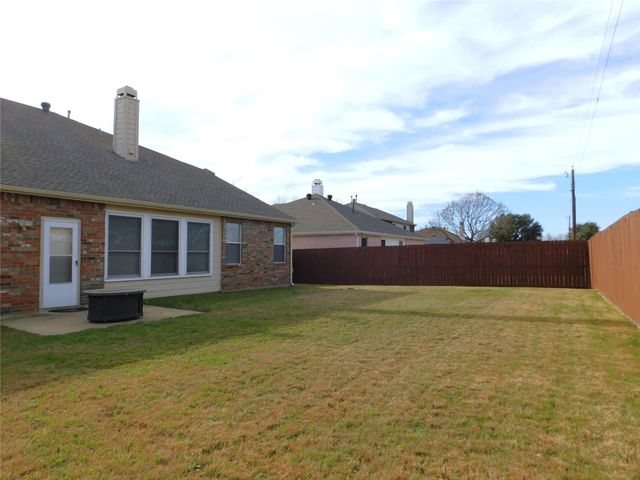 2701 Clark Drive, Corinth, TX 76210