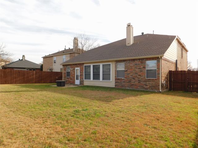 2701 Clark Drive, Corinth, TX 76210