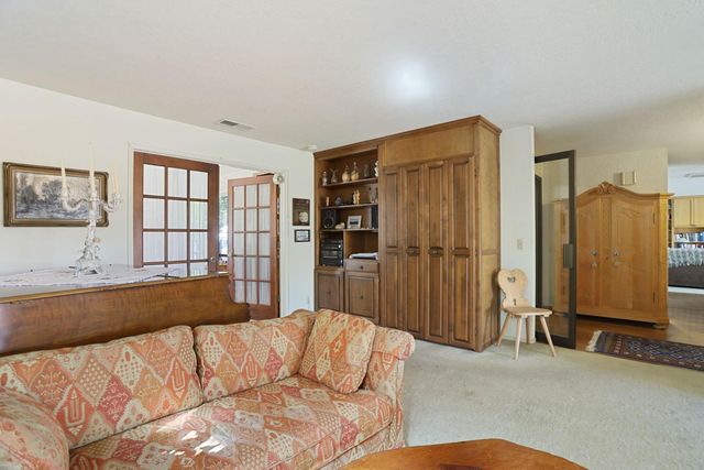 2324 Rosemarie Ln, Stockton, CA 95207