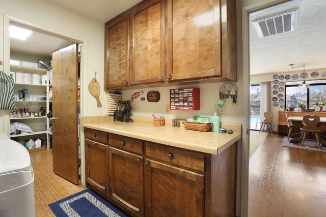 2324 Rosemarie Ln, Stockton, CA 95207