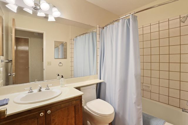 2324 Rosemarie Ln, Stockton, CA 95207