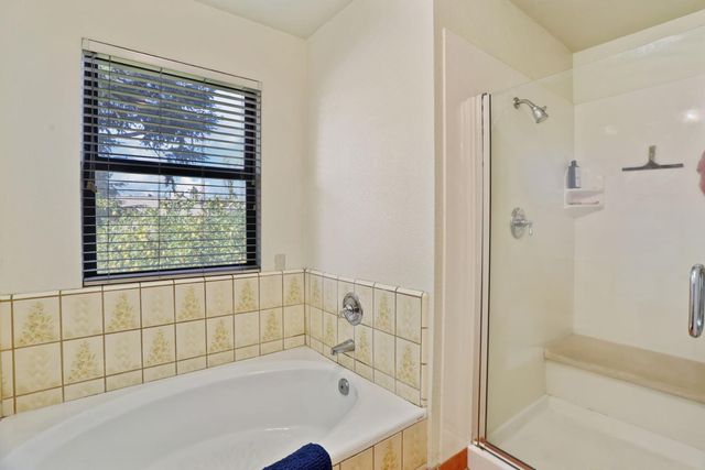 2324 Rosemarie Ln, Stockton, CA 95207