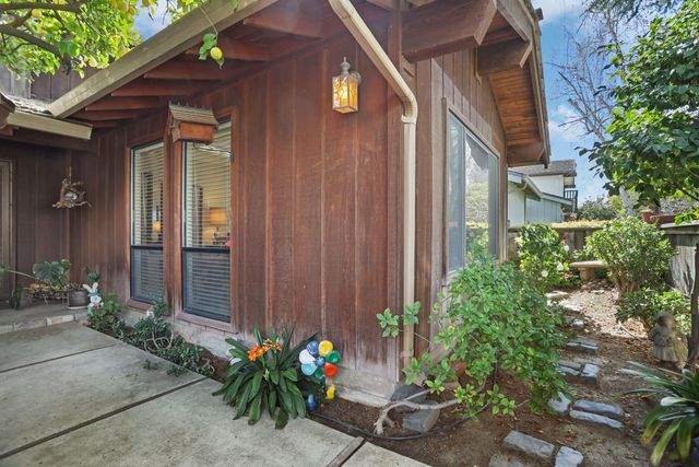 2324 Rosemarie Ln, Stockton, CA 95207