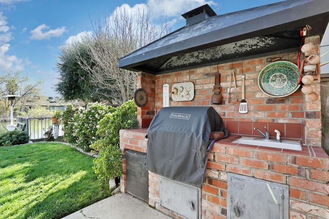 2324 Rosemarie Ln, Stockton, CA 95207