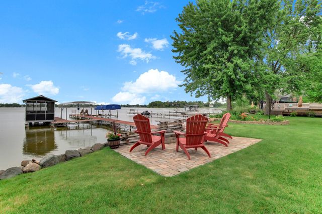 5050 210th Street N, Forest Lake, MN 55025