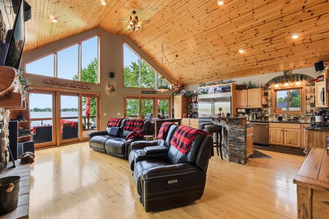 5050 210th Street N, Forest Lake, MN 55025