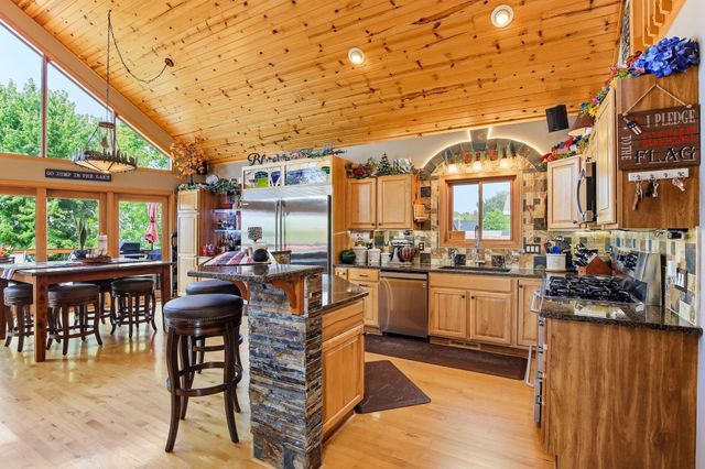 5050 210th Street N, Forest Lake, MN 55025