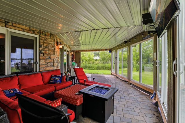 5050 210th Street N, Forest Lake, MN 55025