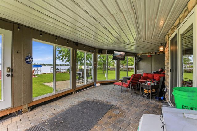 5050 210th Street N, Forest Lake, MN 55025