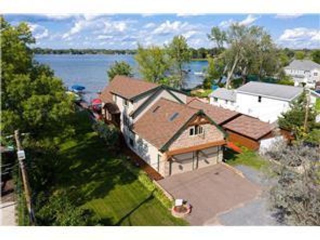 5050 210th Street N, Forest Lake, MN 55025