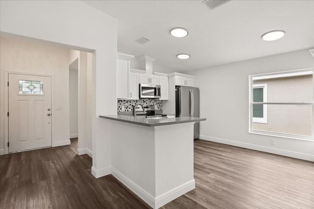 706 BEECHER STREET, Leesburg, FL 34748