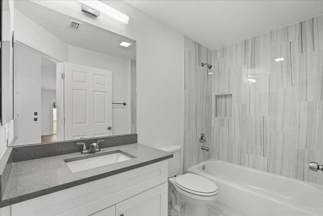 706 BEECHER STREET, Leesburg, FL 34748