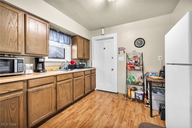 3843 W 136th Street, Cleveland, OH 44111