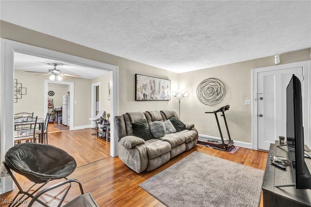 3843 W 136th Street, Cleveland, OH 44111