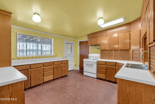 9576 VERBENA Drive, El Paso, TX 79924