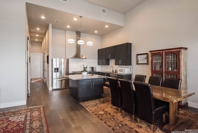 1121 N Academy Ave Unit B, New Braunfels, TX 78130