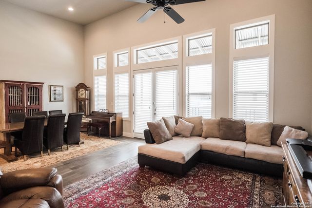 1121 N Academy Ave Unit B, New Braunfels, TX 78130