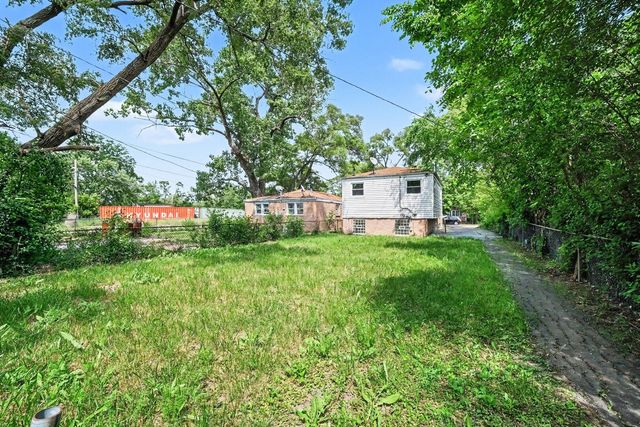 14802 Marshfield Avenue, Harvey, IL 60426