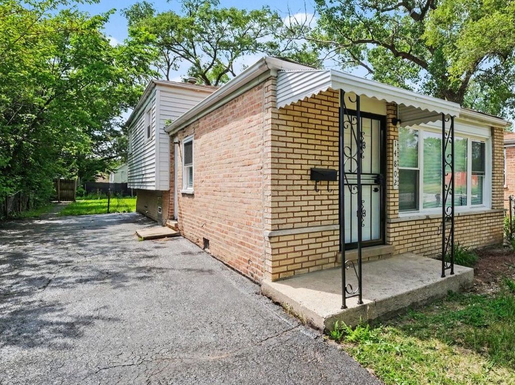 14802 Marshfield Avenue, Harvey, IL 60426