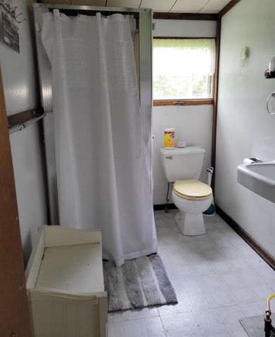 63 Bradley Road, Averill, VT 05901