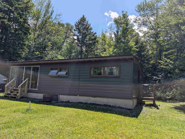 63 Bradley Road, Averill, VT 05901