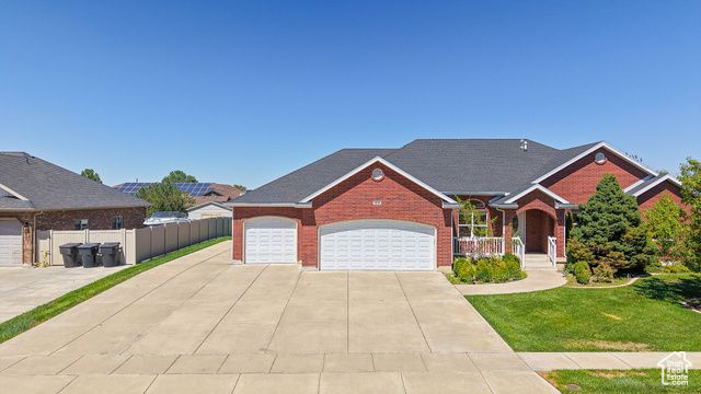 2816 W 960 N, Clinton, UT 84015