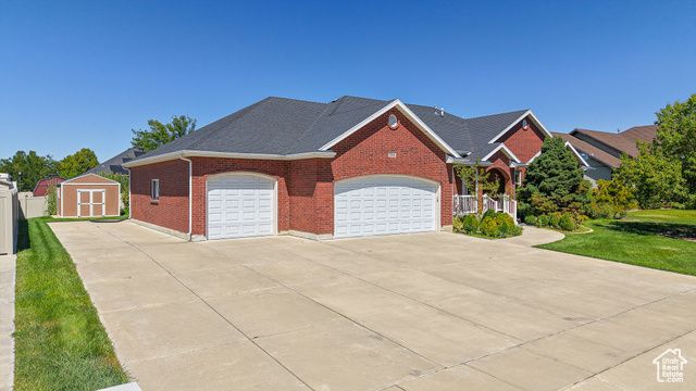 2816 W 960 N, Clinton, UT 84015