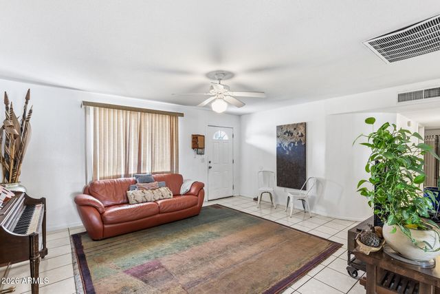 1229 E DEVONSHIRE Avenue, Phoenix, AZ 85014