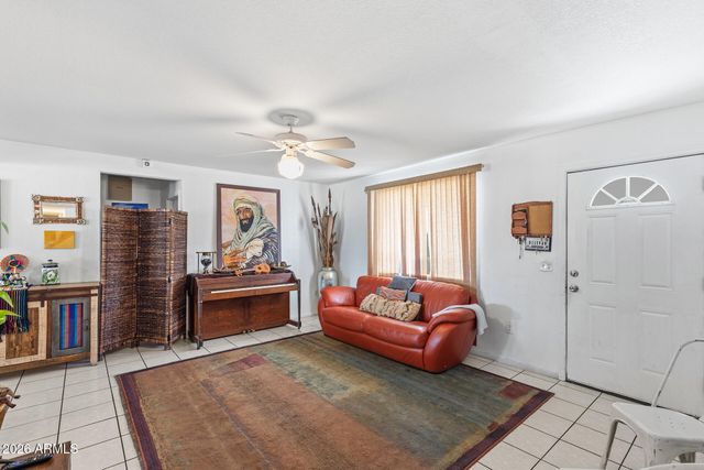 1229 E DEVONSHIRE Avenue, Phoenix, AZ 85014