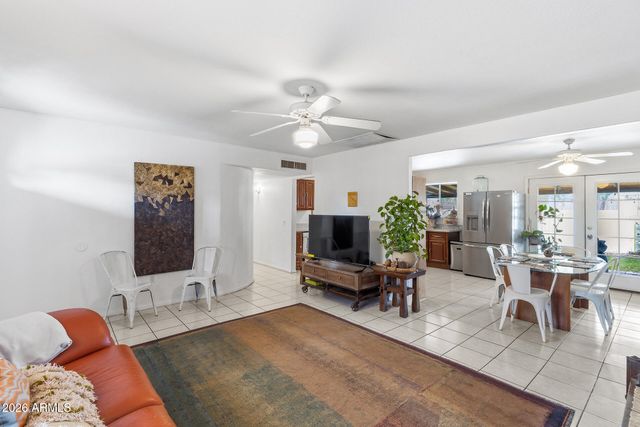 1229 E DEVONSHIRE Avenue, Phoenix, AZ 85014