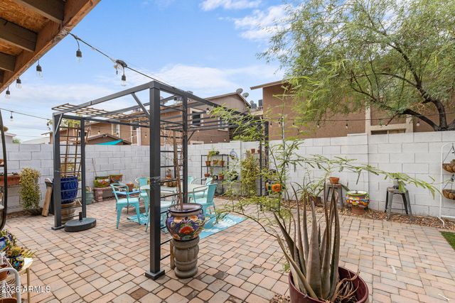 1229 E DEVONSHIRE Avenue, Phoenix, AZ 85014