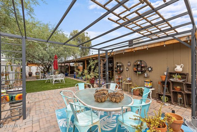 1229 E DEVONSHIRE Avenue, Phoenix, AZ 85014