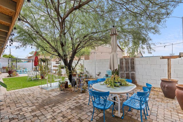 1229 E DEVONSHIRE Avenue, Phoenix, AZ 85014