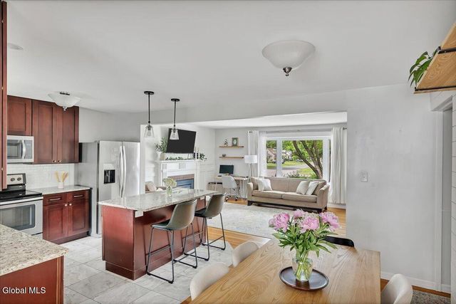 1930 Clifton Park Road, Niskayuna, NY 12309