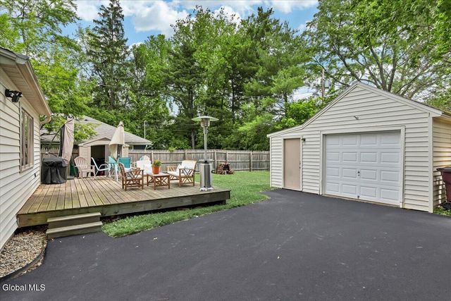 1930 Clifton Park Road, Niskayuna, NY 12309