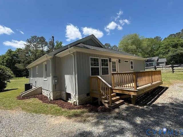 1811 S Waterside Dr, Lanexa, VA 23089