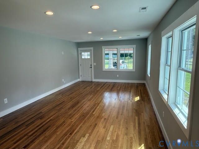 1811 S Waterside Dr, Lanexa, VA 23089