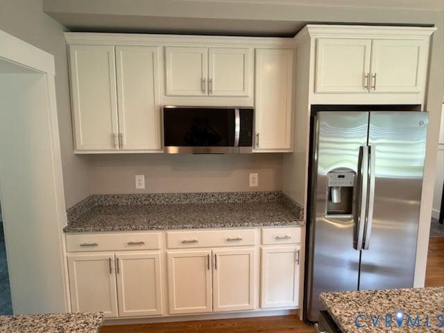 1811 S Waterside Dr, Lanexa, VA 23089