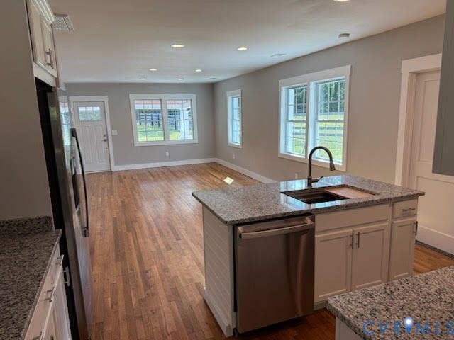 1811 S Waterside Dr, Lanexa, VA 23089