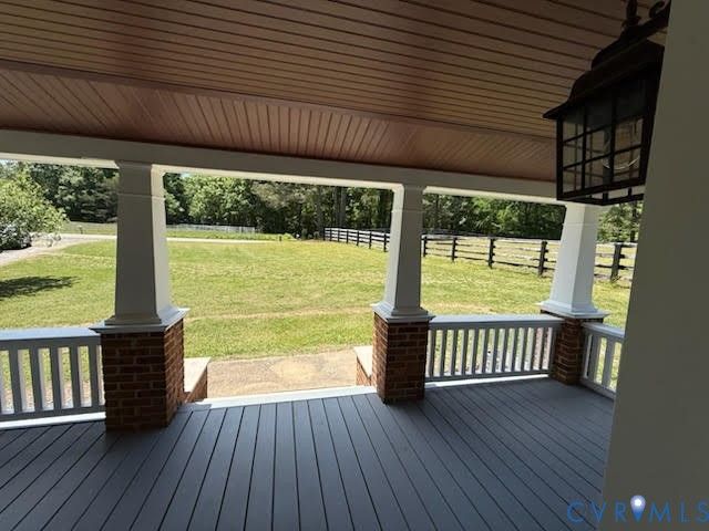 1811 S Waterside Dr, Lanexa, VA 23089