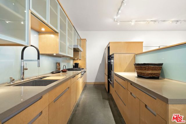 615 Hampton Drive B104, Venice, CA 90291