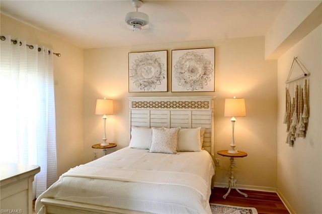 4450 Botanical Place CIR 301, Naples, FL 34112