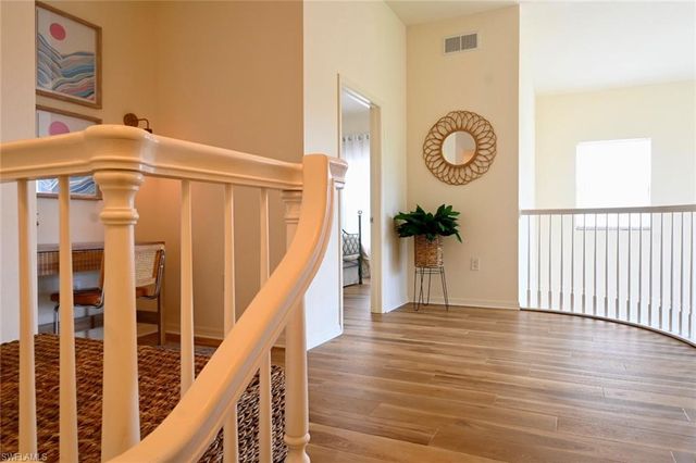 4450 Botanical Place CIR 301, Naples, FL 34112
