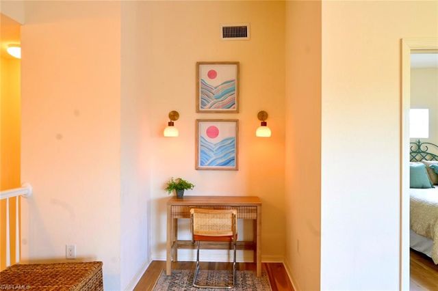 4450 Botanical Place CIR 301, Naples, FL 34112