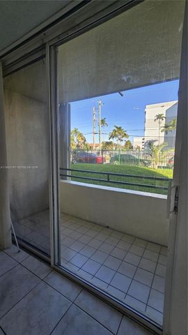 8320 NW 8th St 2-110, Miami, FL 33126