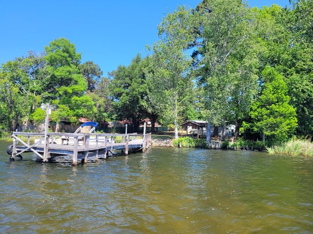 1345 Holland Road, Summerton, SC 29148