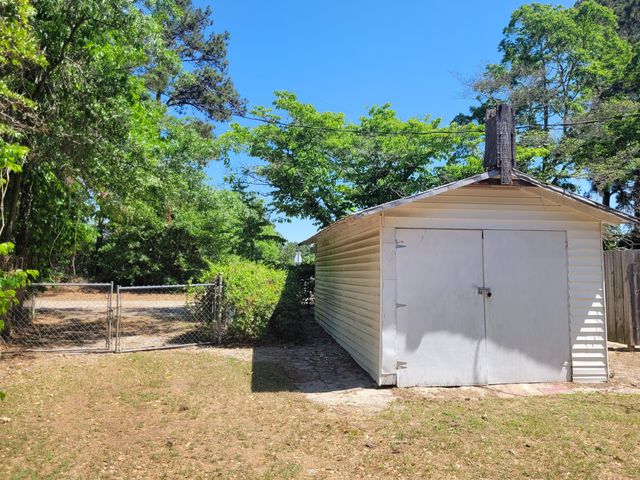 1345 Holland Road, Summerton, SC 29148